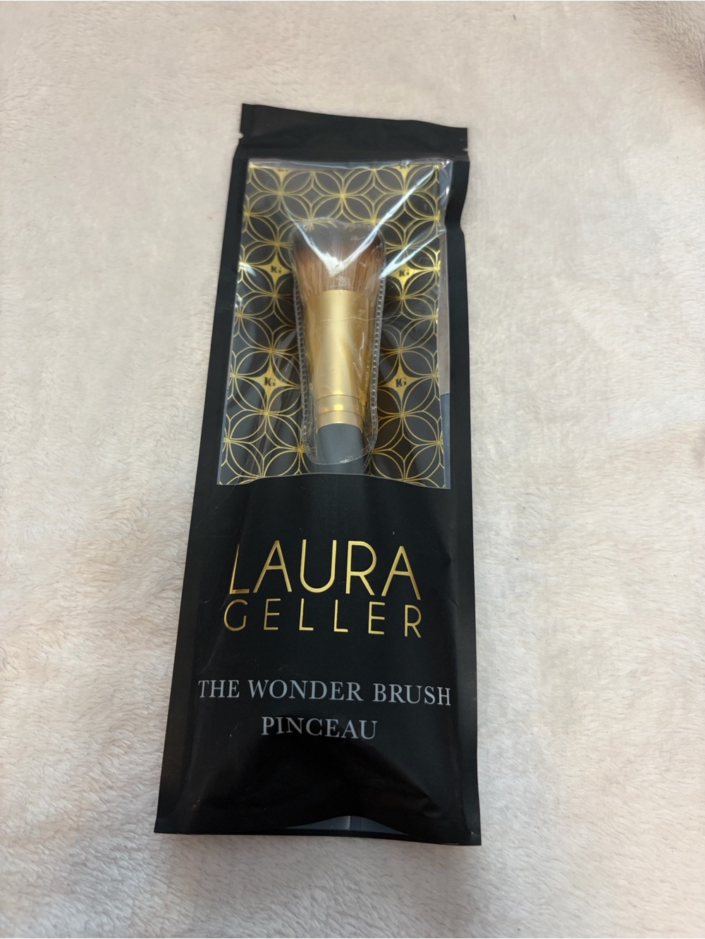 Laura Geller- The Wonder Brush